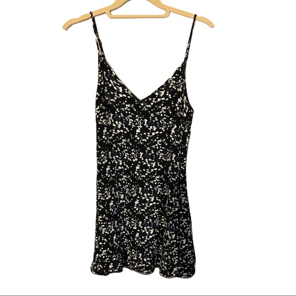 Aritzia Black and White Floral Dress - Picture 1 of 4